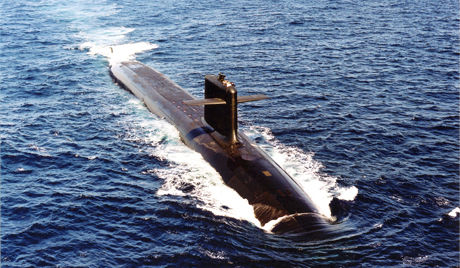 アメリカの原子力潜水艦が攻撃態勢